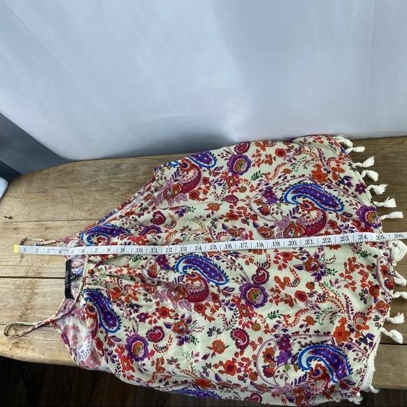 19 Cooper beautiful boho tank top with tassels around bottom, M - Picture 9 of 12